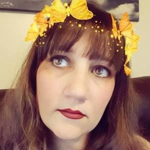 Meet your Posher, Gina